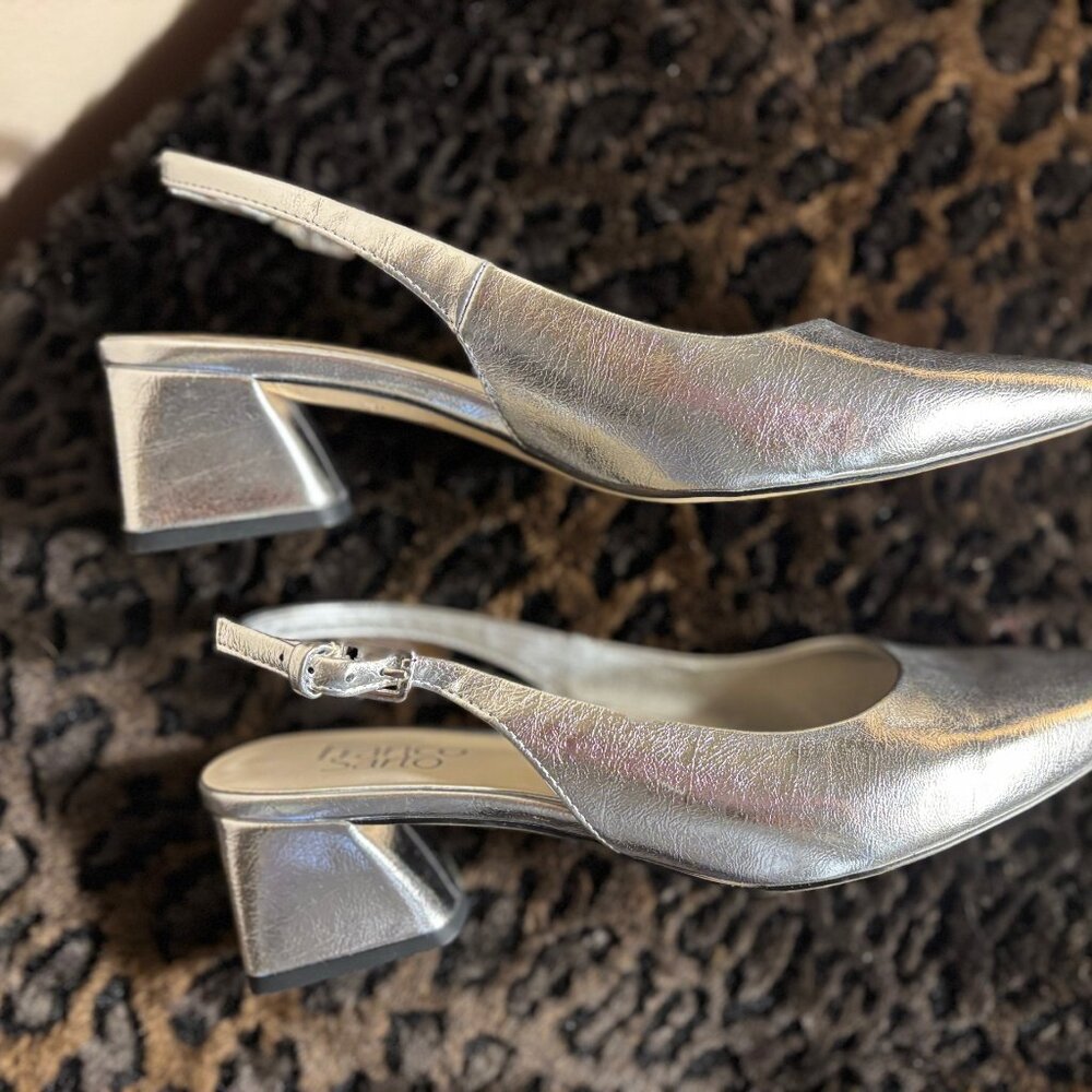 New  Franco Sarto Mid Heels Silver Slingback Never Worn